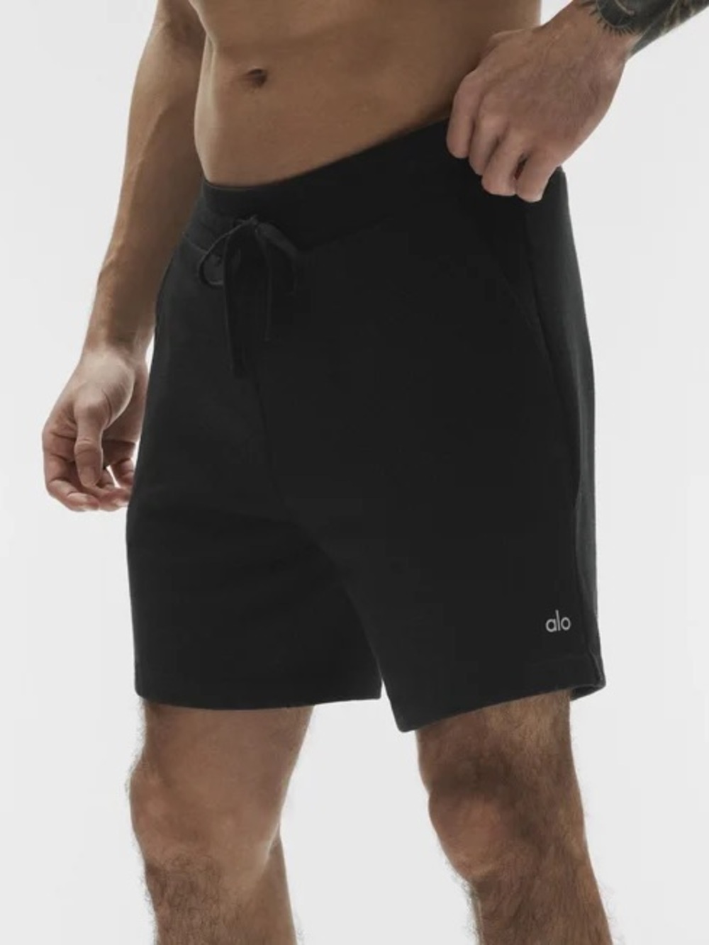 ALO YOGA Men’s Chill Short in Black Size L